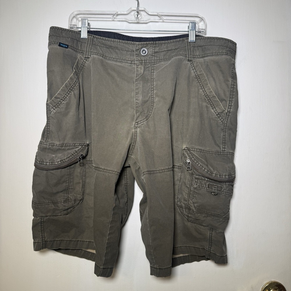 Kuhl Vintage Patina Dye Green Cargo Shorts Men's Waist Size 38"